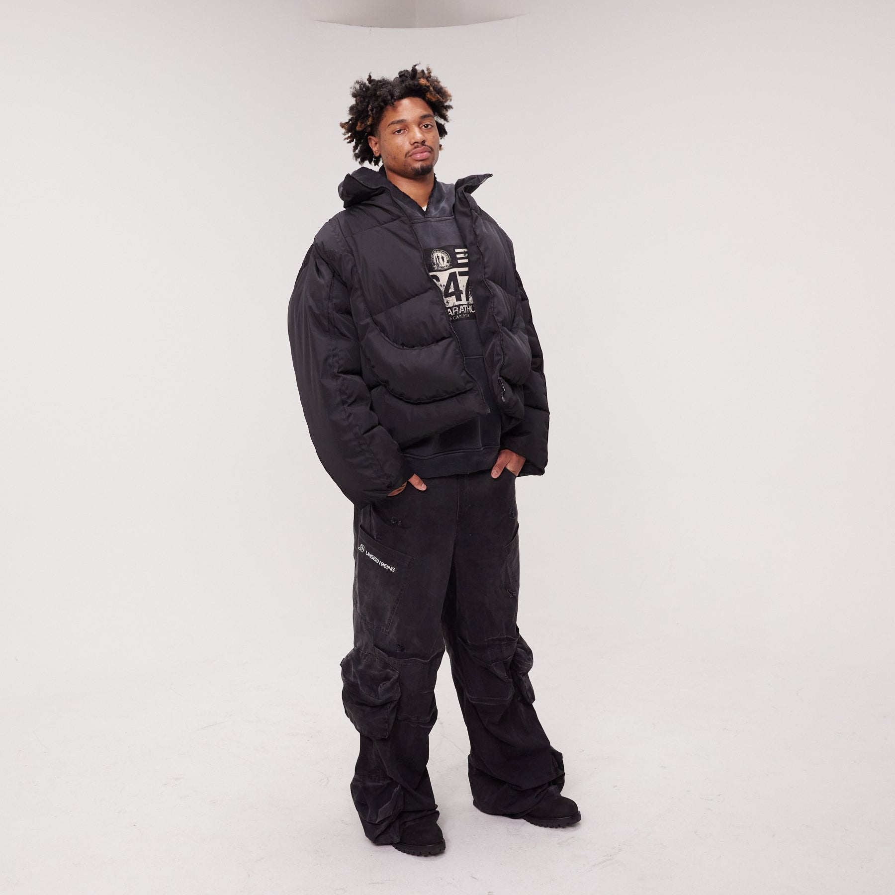 BLACK ACIAN PUFFER