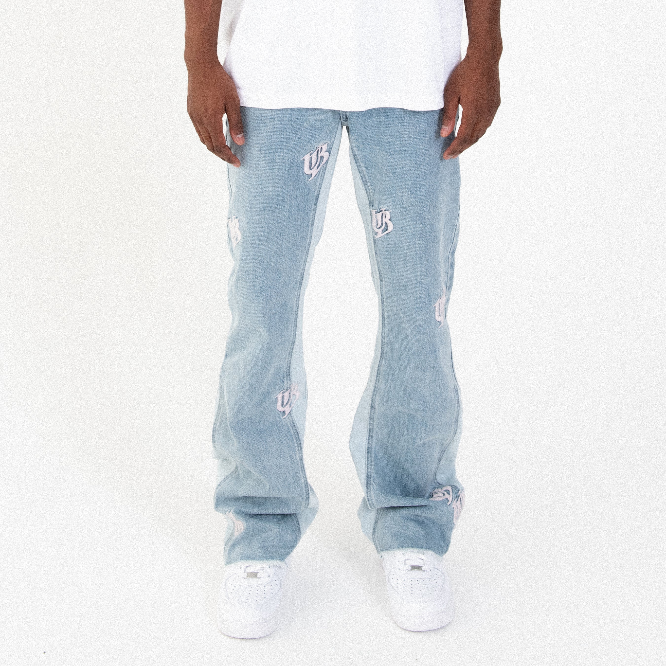 FLARED UB JEANS