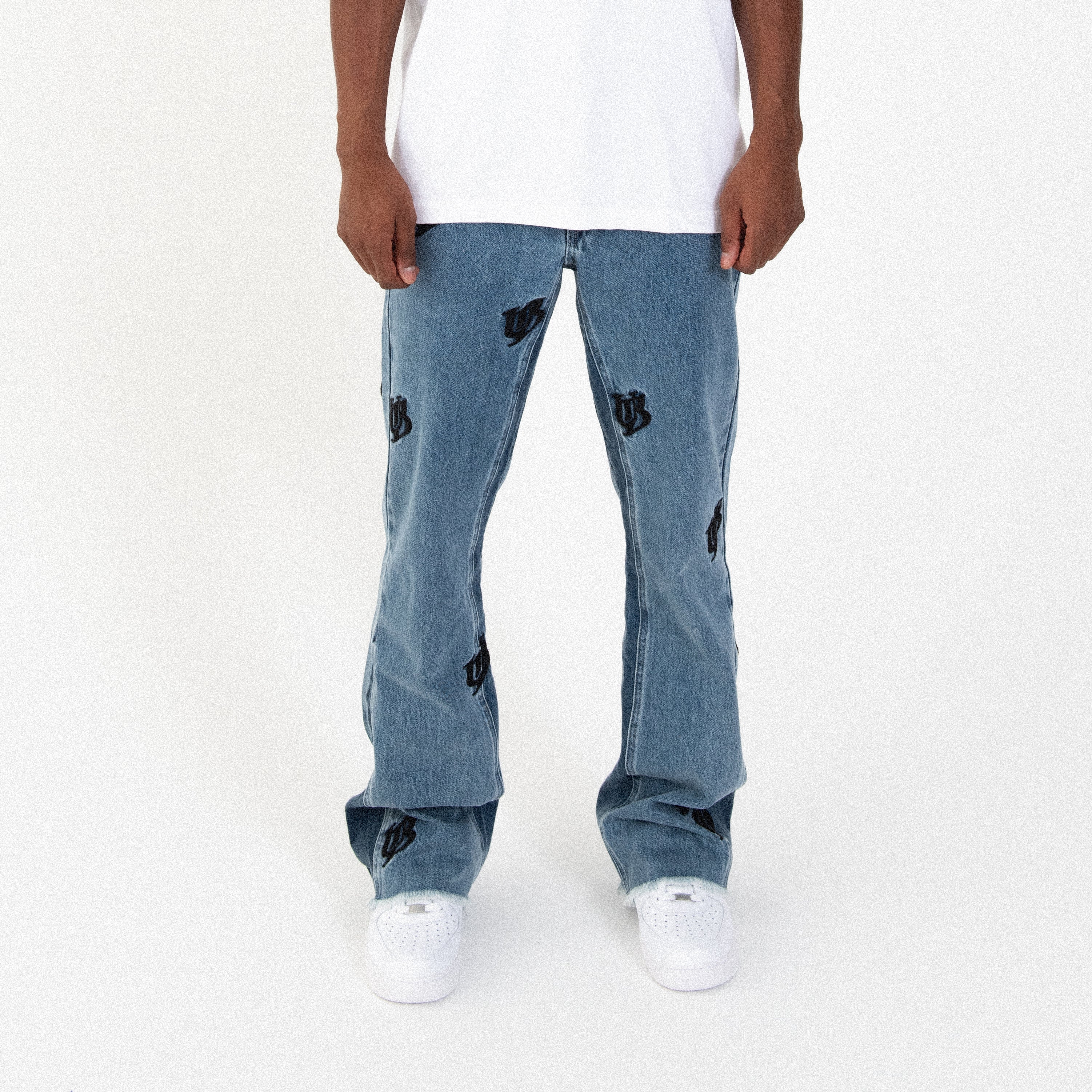 FLARED UB JEANS